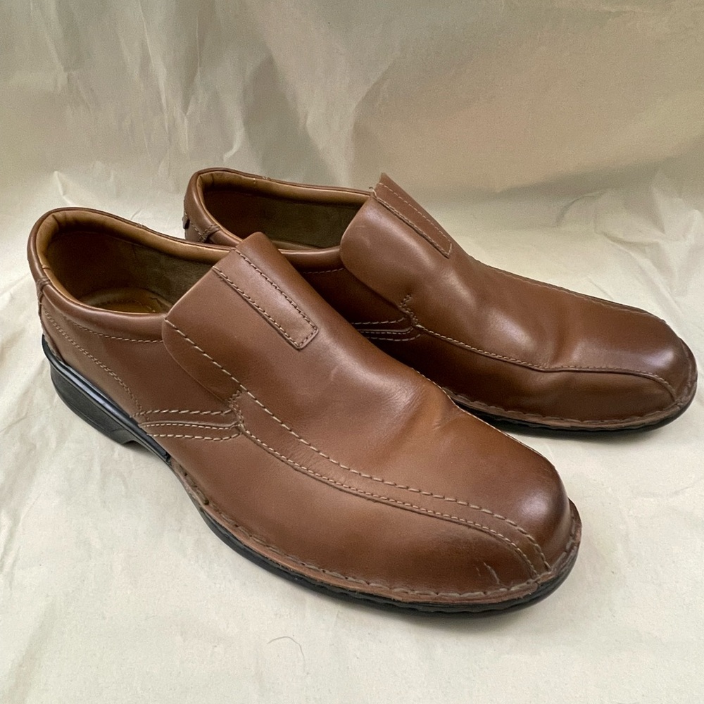 Men's Clarks Dresslite Step size 11 Slip-ons, pre-owned.